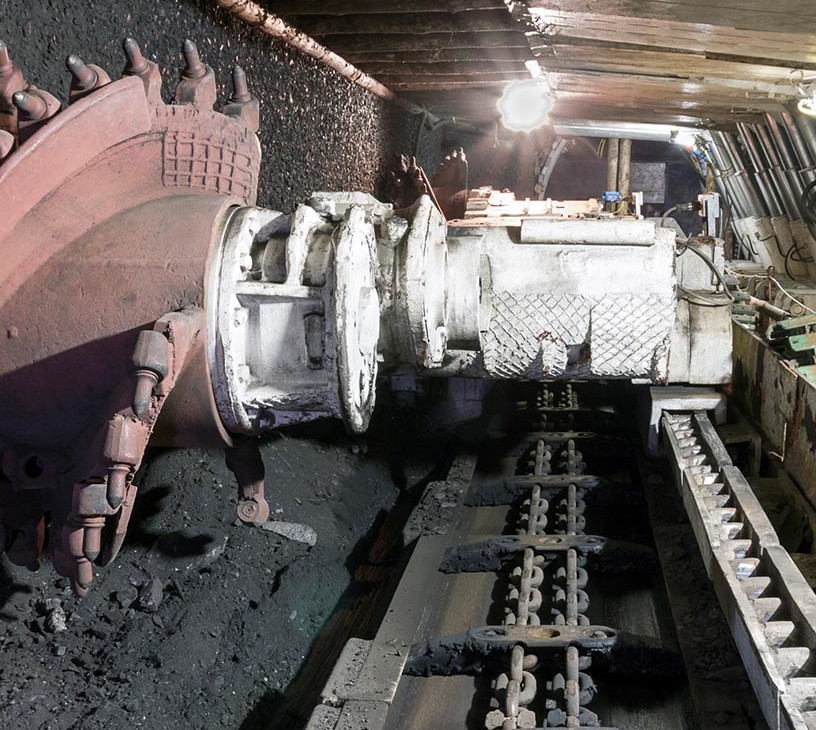 Underground Mining Equipment Market Analysis, Size, and Forecast 2026-2030: APAC (China, Australia, and India), North America (US, Canada, and Mexico), Europe (Germany, UK, and France), South America (Brazil and Argentina), Middle East and Africa (South Africa, Saudi Arabia, and UAE), and Rest of World (ROW)