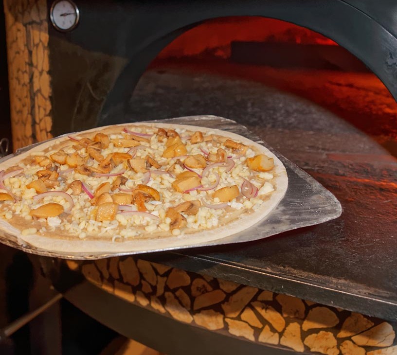 Commercial Wood-fired Pizza Ovens Market Analysis, Size, and Forecast 2026-2030: Europe (Germany, UK, and France), North America (US, Canada, and Mexico), APAC (China, Japan, and India), South America (Brazil, Argentina, and Colombia), Middle East and Africa (UAE, Saudi Arabia, and South Africa), and Rest of World (ROW)