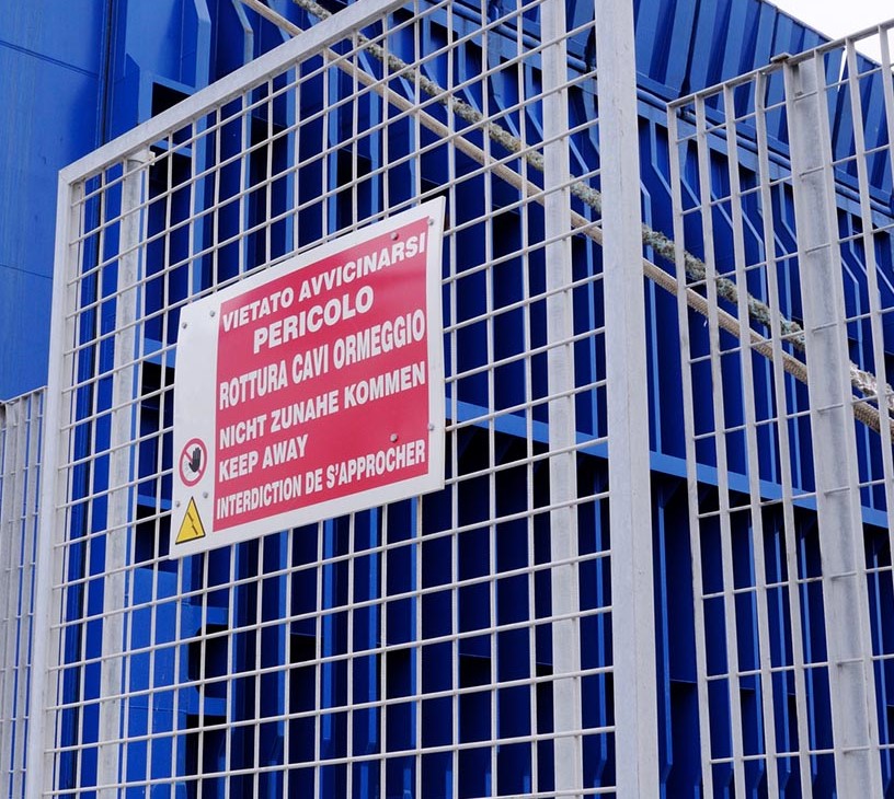 Industrial Safety Gates Market Analysis, Size, and Forecast 2026-2030: APAC (China, India, and Japan), North America (US, Canada, and Mexico), Europe (Germany, UK, and France), South America (Brazil, Argentina, and Colombia), Middle East and Africa (South Africa, Saudi Arabia, and UAE), and Rest of World (ROW)