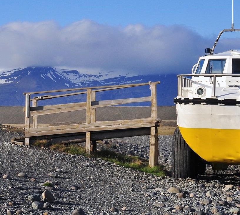 Amphibious Landing Craft Market Analysis, Size, and Forecast 2026-2030: North America (US, Canada, and Mexico), Europe (Germany, UK, and France), APAC (China, Japan, and India), South America (Brazil and Argentina), Middle East and Africa (Saudi Arabia, UAE, and South Africa), and Rest of World (ROW)