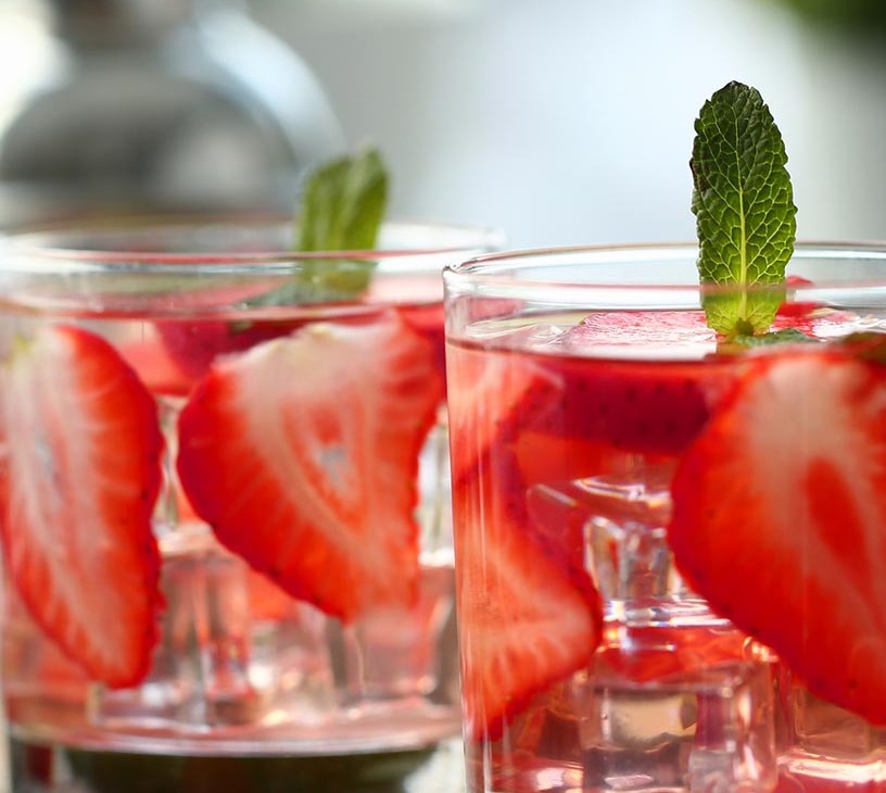 Ready To Drink Cocktails Market Analysis, Size, and Forecast 2026-2030: North America (US, Canada, and Mexico), Europe (Germany, UK, and France), APAC (China, Japan, and India), South America (Brazil and Argentina), Middle East and Africa (Saudi Arabia, UAE, and South Africa), and Rest of World (ROW)
