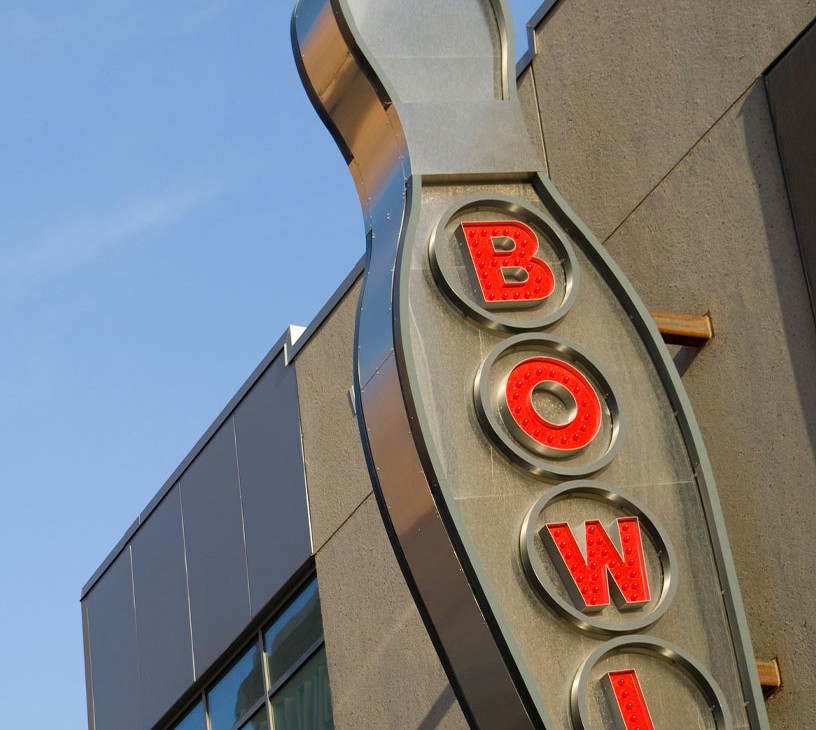 Bowling Centers Market Analysis, Size, and Forecast 2026-2030: North America (US, Canada, and Mexico), Europe (Germany, UK, and France), APAC (Japan, China, and Australia), South America (Brazil and Argentina), Middle East and Africa (UAE, Saudi Arabia, and South Africa), and Rest of World (ROW)