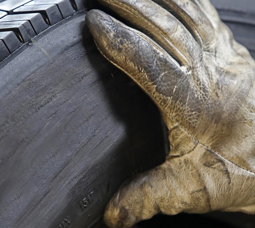 Automotive Tire Retreading Services Market Analysis, Size, and Forecast 2025-2029: APAC (China, India, and Japan), North America (US, Canada, and Mexico), Europe (Germany, UK, and France), South America (Brazil, Argentina, and Colombia), Middle East and Africa (Saudi Arabia, UAE, and South Africa), and Rest of World (ROW)