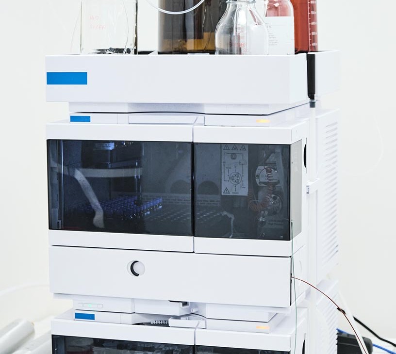 High-performance Liquid Chromatography (HPLC) Market Analysis, Size, and Forecast 2026-2030: North America (US, Canada, and Mexico), Europe (Germany, UK, and France), APAC (China, Japan, and India), South America (Brazil and Argentina), Middle East and Africa (UAE, Saudi Arabia, and South Africa), Asia, Rest of World (ROW)