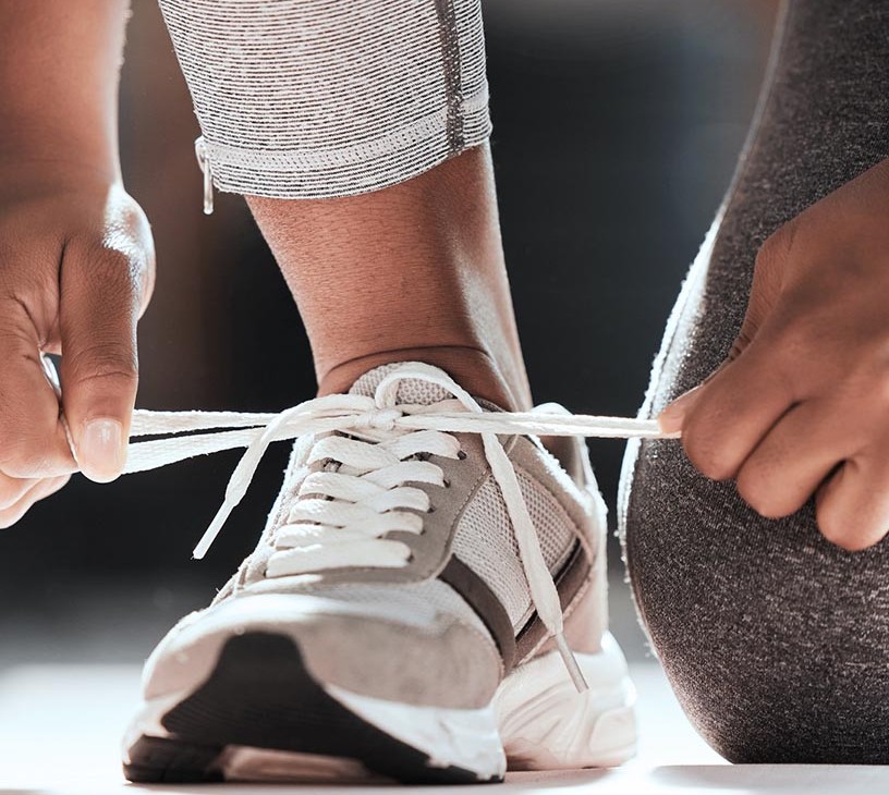 Sneakers Market Analysis, Size, and Forecast 2026-2030: APAC (China, Japan, and India), North America (US, Canada, and Mexico), Europe (Germany, UK, and France), South America (Brazil, Argentina, and Colombia), Middle East and Africa (South Africa, UAE, and Saudi Arabia), and Rest of World (ROW)