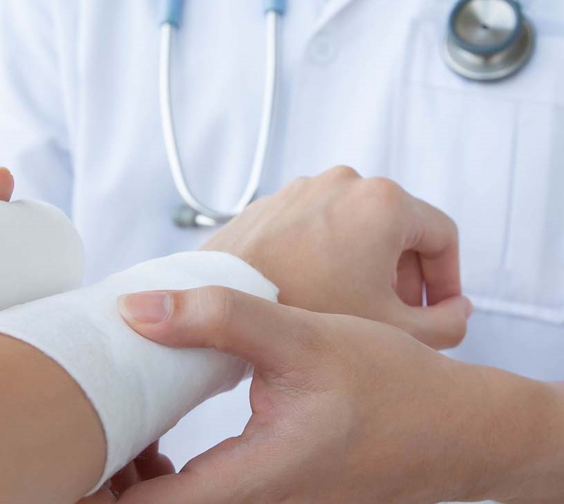 Wound Care Market Analysis, Size, and Forecast 2026-2030: North America (US, Canada, and Mexico), Europe (Germany, UK, and France), APAC (China, India, and Japan), South America (Brazil and Argentina), Middle East and Africa (South Africa, UAE, and Saudi Arabia), Asia, Rest of World (ROW)