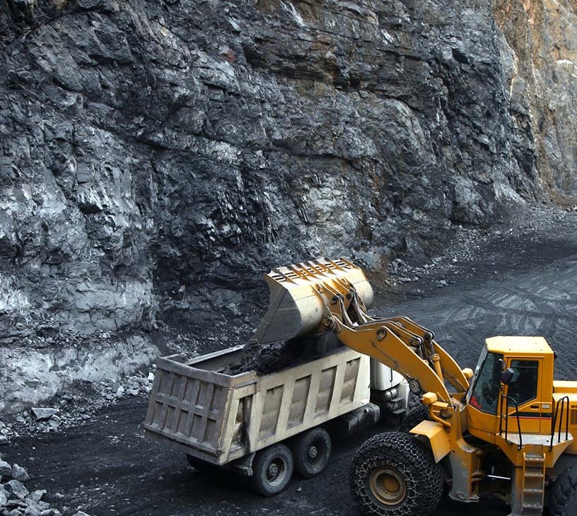 Construction And Mining Equipment Market Analysis, Size, and Forecast 2026-2030: APAC (China, India, and Japan), North America (US, Canada, and Mexico), Europe (Germany, France, and UK), Middle East and Africa (South Africa, Saudi Arabia, and UAE), South America (Brazil, Argentina, and Colombia), and Rest of World (ROW)