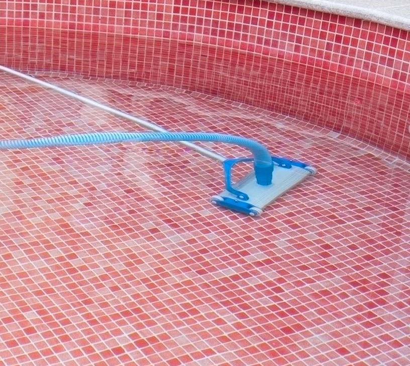 Pool Cleaning Machines Market Analysis, Size, and Forecast 2026-2030: North America (US, Canada, and Mexico), Europe (France, Germany, and Italy), APAC (Australia, China, and Japan), South America (Brazil and Argentina), Middle East and Africa (UAE, Saudi Arabia, and South Africa), and Rest of World (ROW)