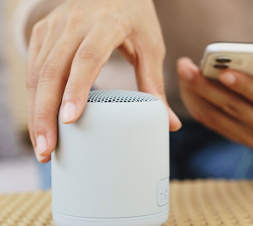 Bluetooth Devices Market Analysis, Size, and Forecast 2026-2030: North America (US, Canada, and Mexico), APAC (China, Japan, and South Korea), Europe (UK, Germany, and France), South America (Brazil, Argentina, and Colombia), Middle East and Africa (Saudi Arabia, UAE, and South Africa), and Rest of World (ROW)