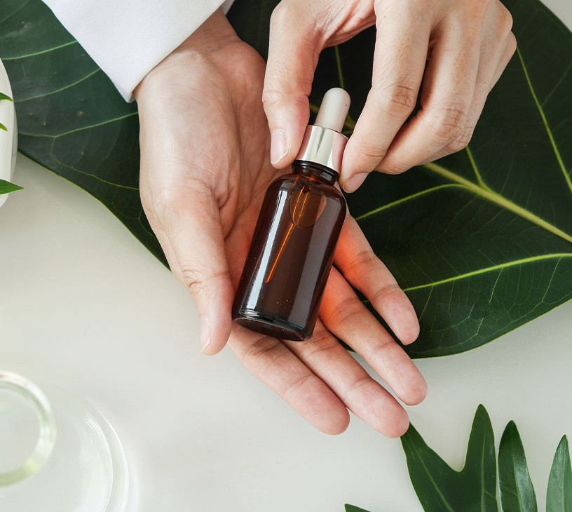 Organic Essential Oils Market Analysis, Size, and Forecast 2026-2030: Europe (Germany, France, and UK), North America (US, Canada, and Mexico), APAC (China, India, and Japan), South America (Brazil, Argentina, and Colombia), Middle East and Africa (South Africa, UAE, and Saudi Arabia), and Rest of World (ROW)