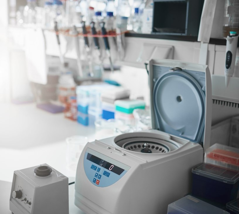Clinical Chemistry Analyzers Market Analysis, Size, and Forecast 2026-2030: North America (US, Canada, and Mexico), Europe (Germany, UK, and France), APAC (China, Japan, and India), South America (Brazil, Argentina, and Colombia), Middle East and Africa (Saudi Arabia, South Africa, and UAE), Asia, Rest of World (ROW)