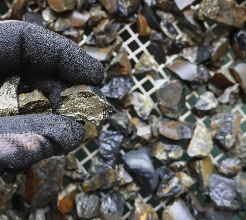 Battery Raw Materials Market Analysis, Size, and Forecast 2026-2030: APAC (China, South Korea, and Japan), North America (US, Canada, and Mexico), Europe (Germany, France, and UK), South America (Brazil, Argentina, and Colombia), Middle East and Africa (Saudi Arabia, UAE, and South Africa), and Rest of World (ROW)