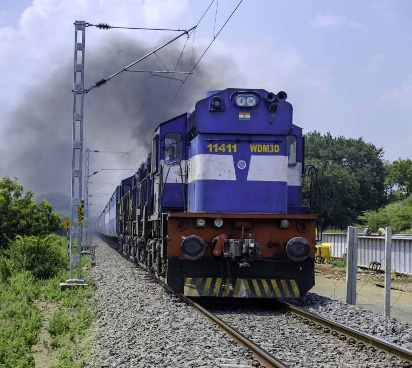 Diesel Locomotives Market Analysis, Size, and Forecast 2026-2030: APAC (China, India, and Australia), North America (US, Canada, and Mexico), Europe (Germany, France, and UK), South America (Brazil, Argentina, and Colombia), Middle East and Africa (South Africa, Saudi Arabia, and UAE), and Rest of World (ROW)