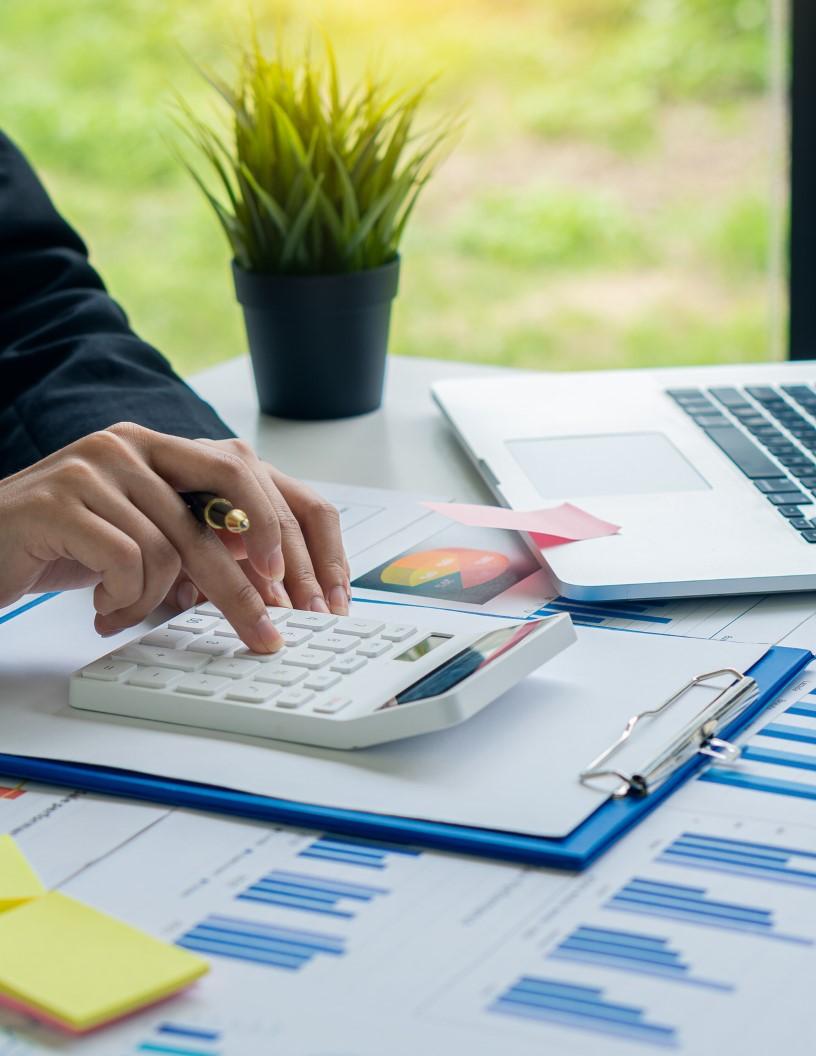 Factoring Market Analysis, Size, and Forecast 2025-2029: Europe (France, Germany, Italy, Spain, UK), APAC (China, India, Japan, South Korea), South America (Brazil), North America (Canada and Mexico), and Middle East and Africa (UAE)