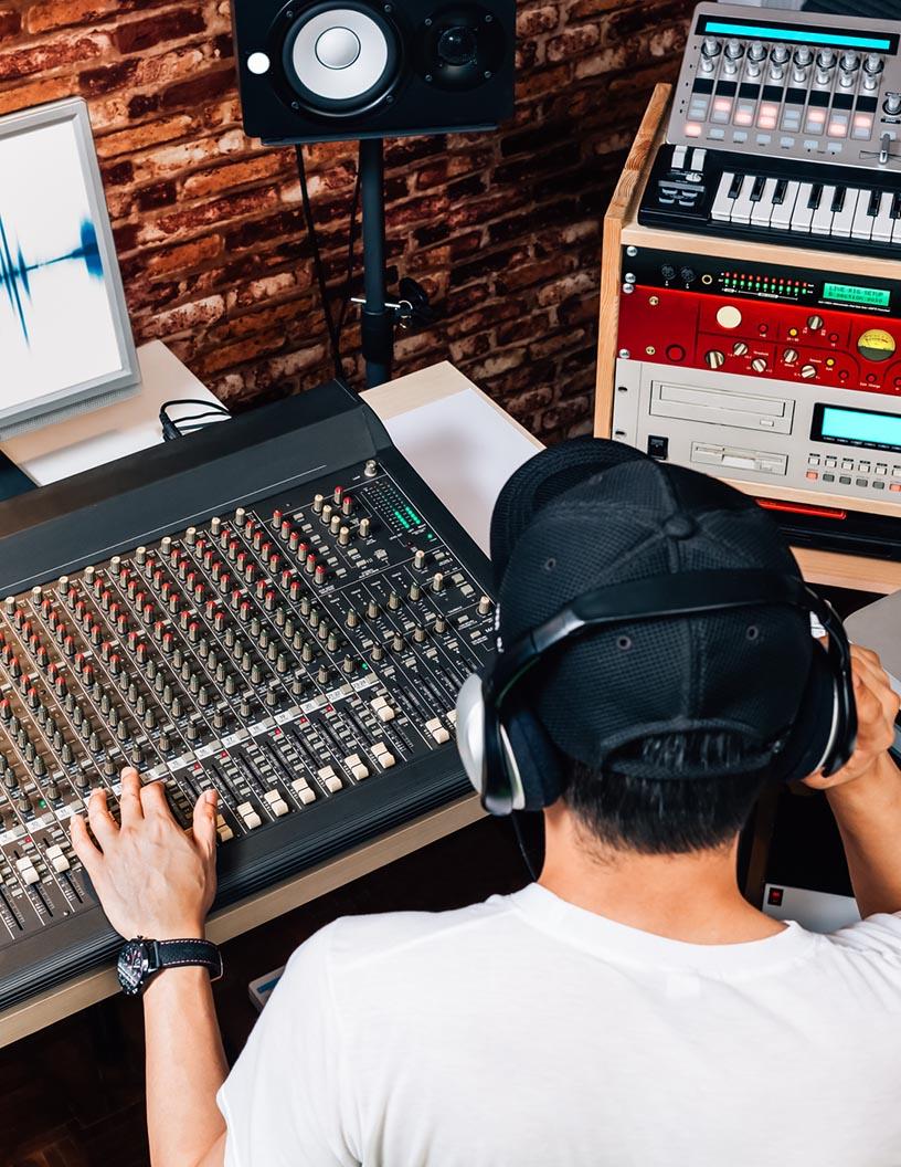 Recorded Music Market Analysis Europe, North America, APAC, South America, Middle East and Africa - US, Japan, UK, Germany, France - Size and Forecast 2024-2028