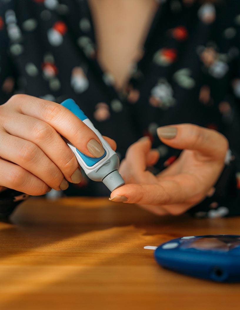 Blood Glucose Monitoring Devices Market Analysis, Size, and Forecast 2025-2029: North America (US, Canada, and Mexico), Europe (France, Germany, Italy, and UK), APAC (China, India, and Japan), and Rest of World (ROW)