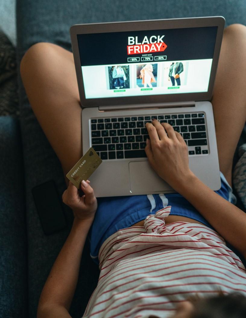 Online Apparel Retailing Market Analysis, Size, and Forecast 2025-2029: North America (US), Europe (France, Germany, Italy, Spain, and UK), APAC (China, India, Japan, and South Korea), and Rest of World (ROW)