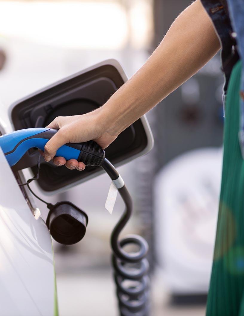 Hybrid And Electric Vehicle Fuses Market Analysis, Size, and Forecast 2025-2029: North America (US and Mexico), Europe (France, Germany, Spain, and UK), APAC (China, India, Japan, and South Korea), and Rest of World (ROW)