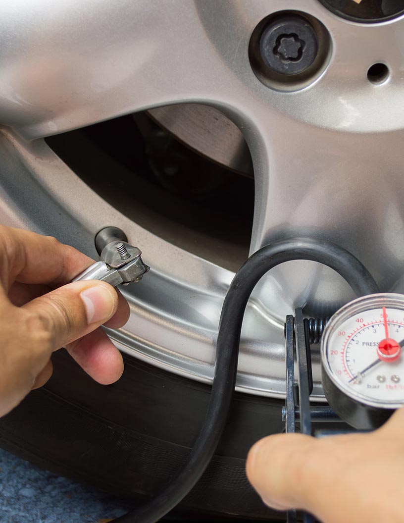 Commercial Vehicle Tire Pressure Management System (TPMS) Market Growth, Size, Trends, Analysis Report by Type, Application, Region and Segment Forecast 2021-2025