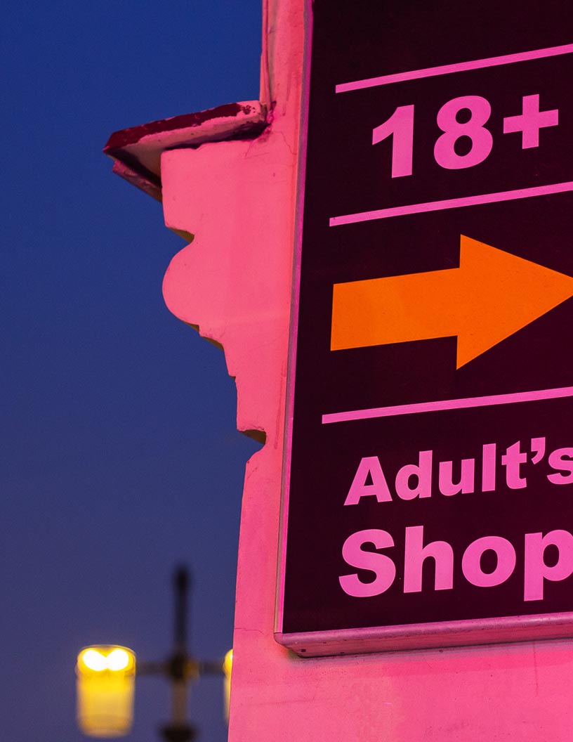 Adult Stores Market by Product, Distribution Channel, and Geography - Forecast and Analysis 2021-2025