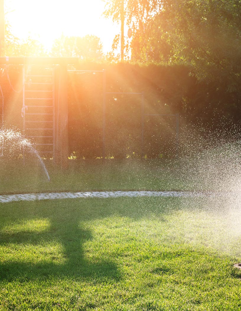 Smart Sprinkler Irrigation Systems Market by End-user and Geography - Forecast and Analysis 2021-2025