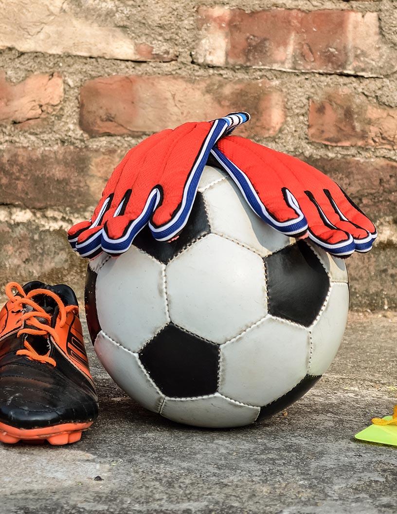 Football Equipment Market Analysis, Size, and Forecast 2025-2029: Europe (France, Germany, Italy, The Netherlands, UK), South America (Argentina, Brazil, and Chile), APAC (China, Japan), North America , and Middle East and Africa