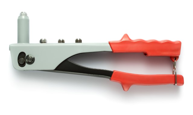 Riveting Equipment Market by End-user, Technology, and Geography - Forecast and Analysis 2021-2025