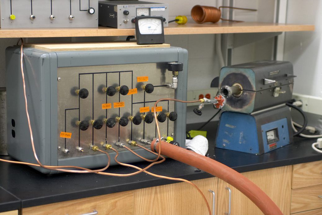 Laboratory Vacuum Pumps Market by Product and Geography - Forecast and Analysis 2021-2025