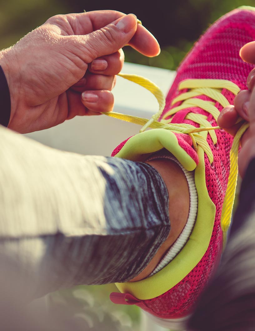 Smart Shoes Market Analysis, Size, and Forecast 2024-2028: North America (US), Europe (France, Germany, and UK), APAC (China), and Rest of World (ROW)