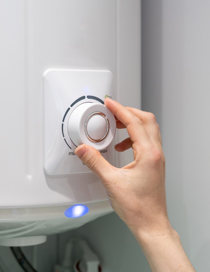 Voltage Regulator Market Analysis APAC, North America, Europe, South America, Middle East and Africa - China, US, South Korea, Germany, Japan - Size and Forecast 2024-2028