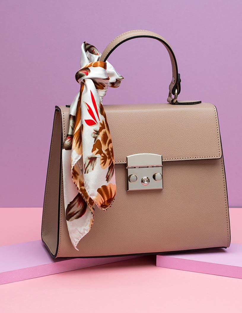 Handbags Market Analysis, Size, and Forecast 2025-2029: APAC (China, India, Japan, South Korea), North America (US and Canada), Europe (France, Germany, Italy, UK), South America , and Middle East and Africa