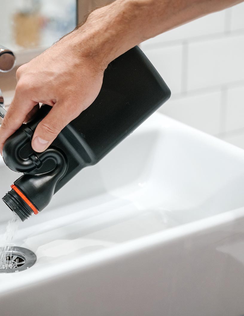 Drain Cleaners Market by Distribution Channel, Type, and Geography - Forecast and Analysis 2021-2025