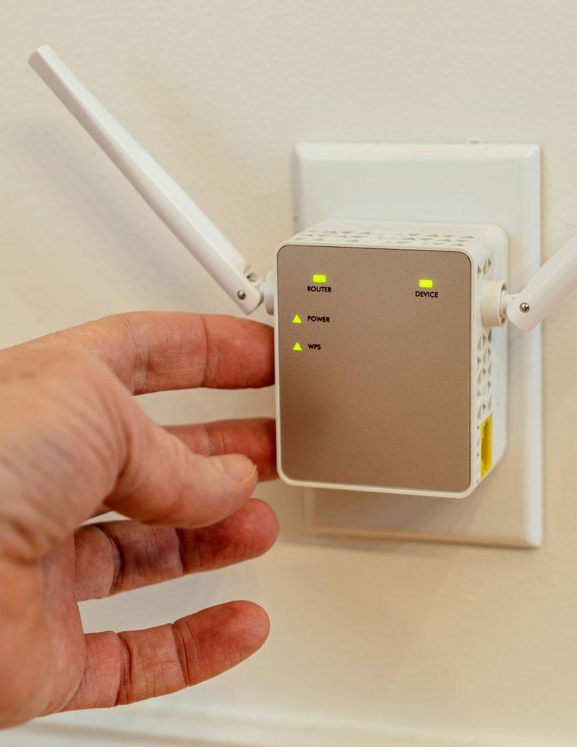Wi-Fi Extender Market Analysis North America, Europe, APAC, South America, Middle East and Africa - US, Canada, China, Japan, Germany, India, South Korea, UK, France, Italy - Size and Forecast 2024-2028