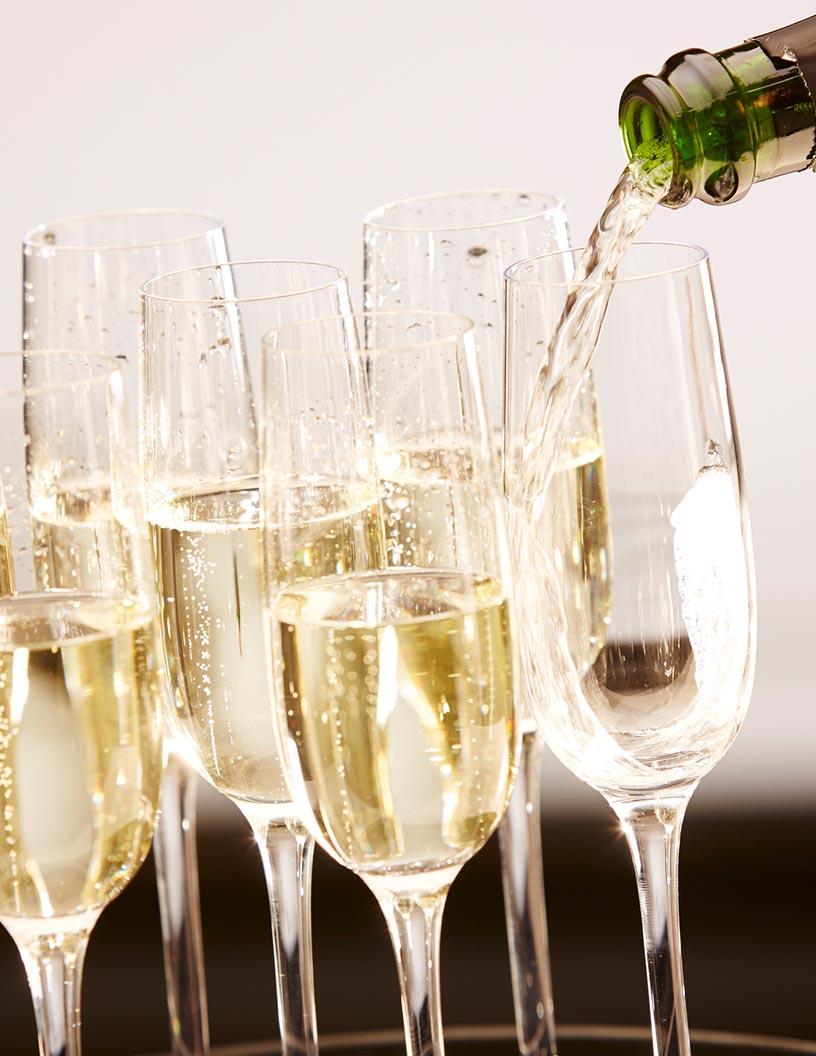 Champagne Market Analysis, Size, and Forecast 2025-2029: North America (US and Canada), Europe (France, Germany, Italy, and UK), Middle East and Africa (Egypt, KSA, Oman, and UAE), APAC (China, India, and Japan), South America (Argentina and Brazil), and Rest of World (ROW)
