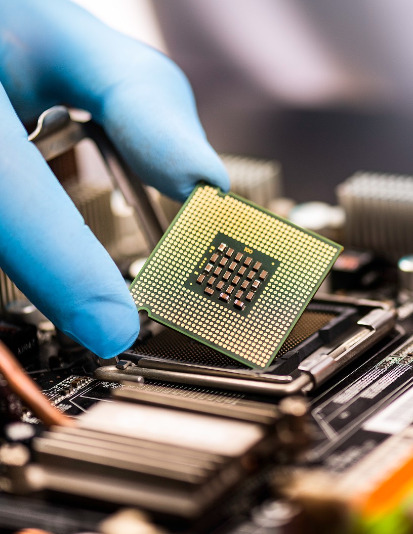 Display Driver Integrated Circuit (Ddic) Market Analysis APAC, North America, Europe, South America, Middle East and Africa - South Korea, US, China, Japan, Taiwan - Size and Forecast 2024-2028