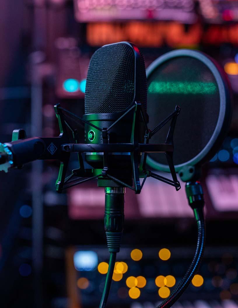 Podcast Market Analysis, Size, and Forecast 2025-2029: North America (US, Canada, and Mexico), Europe (Italy, Spain, Sweden, and UK), APAC (China, India, and Japan), and Rest of World (ROW)