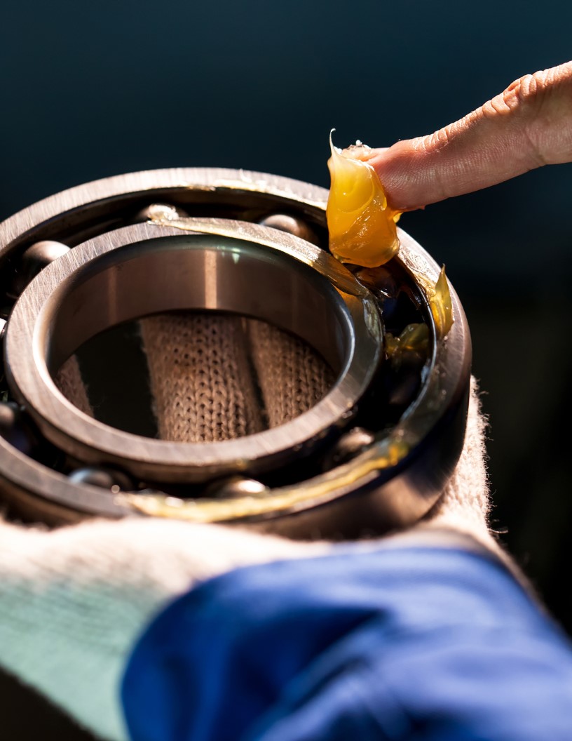 Automotive Grease Market Analysis APAC, North America, Europe, Middle East and Africa, South America - US, China, India, Japan, Germany, UK - Size and Forecast 2024-2028