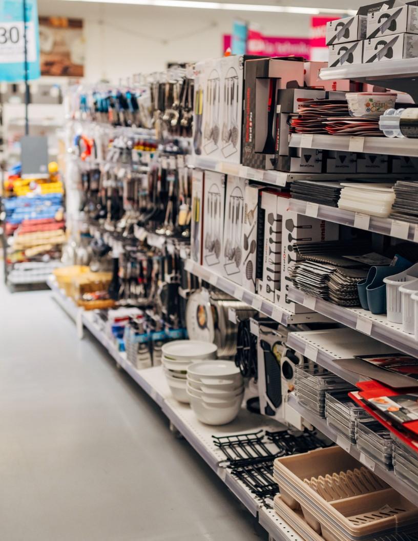 Department Stores Market Analysis, Size, and Forecast 2025-2029: North America (US and Canada), Europe (France, Germany, Italy, and UK), APAC (China, India, Japan, and South Korea), and Rest of World (ROW)